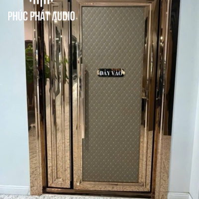 Mẫu cửa phòng karaoke cách âm